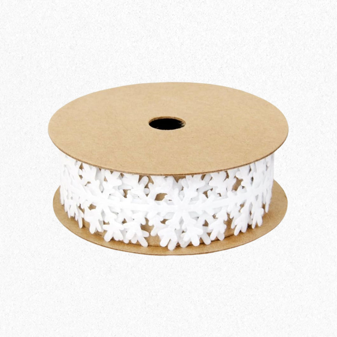 cintas-de-yutec-on-encaje-lazo-blanco