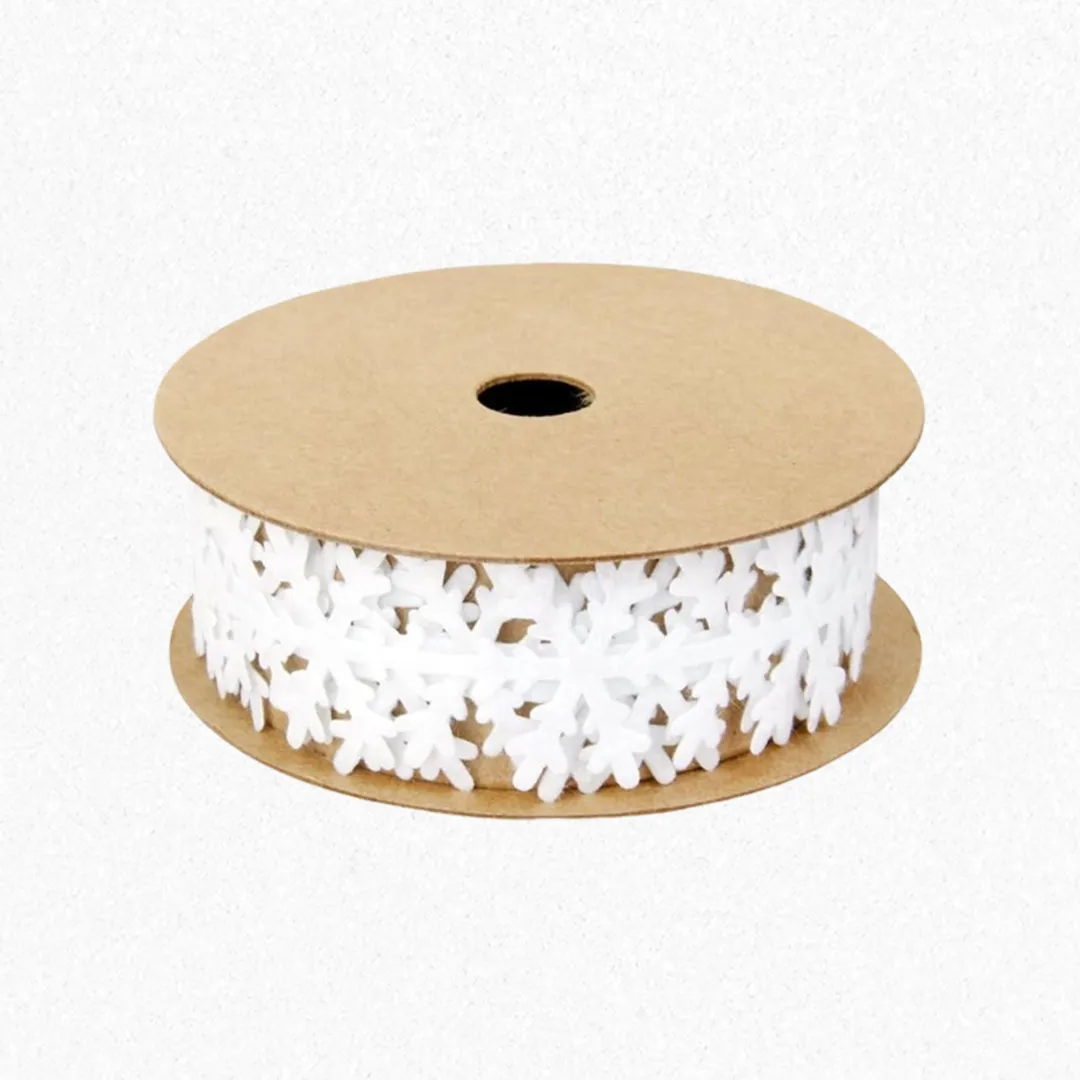 cintas-de-yutec-on-encaje-lazo-blanco